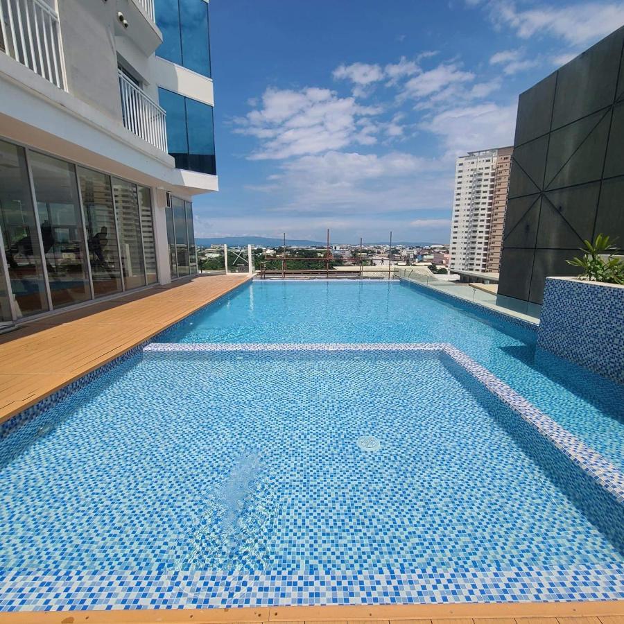 Inspiria Abreeza Davao Aparthotel ภายนอก รูปภาพ