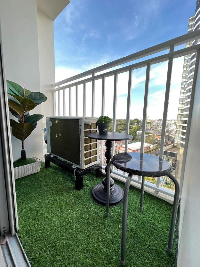 Inspiria Abreeza Davao Aparthotel ภายนอก รูปภาพ